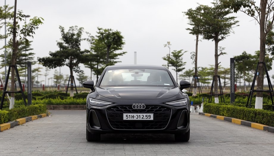 Audi A6 S-line 2026: Đẳng cấp và sự khác biệt giữa xu hướng 